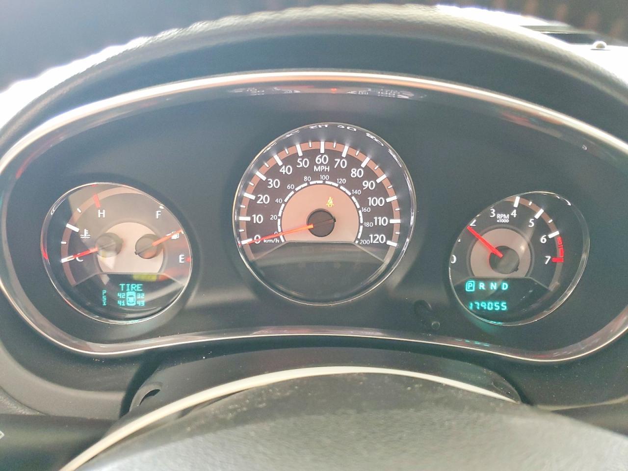 2013 CHRYSLER 200