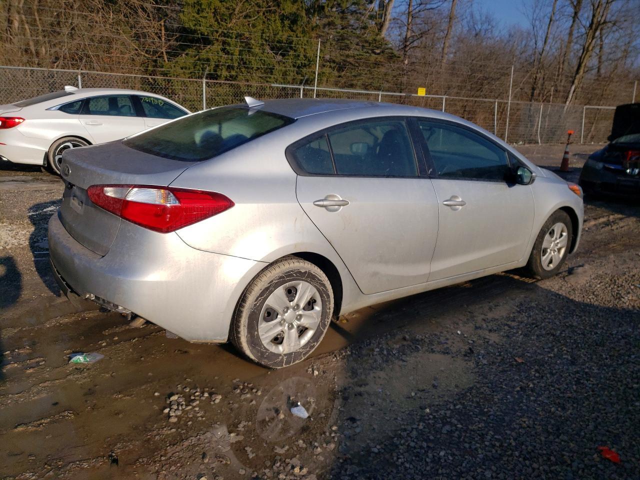 2015 KIA FORTE