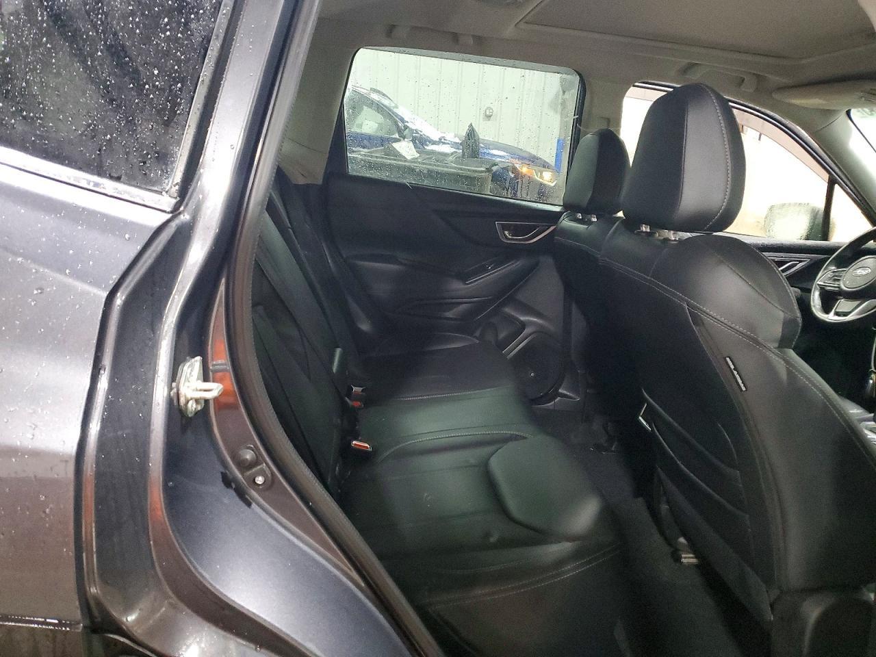 2021 SUBARU FORESTER
