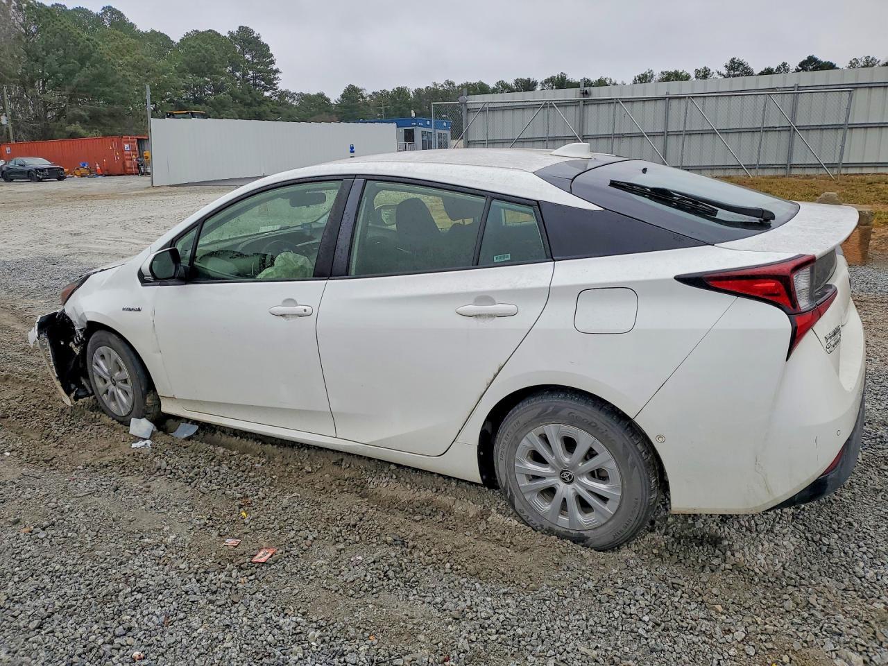 2022 TOYOTA PRIUS