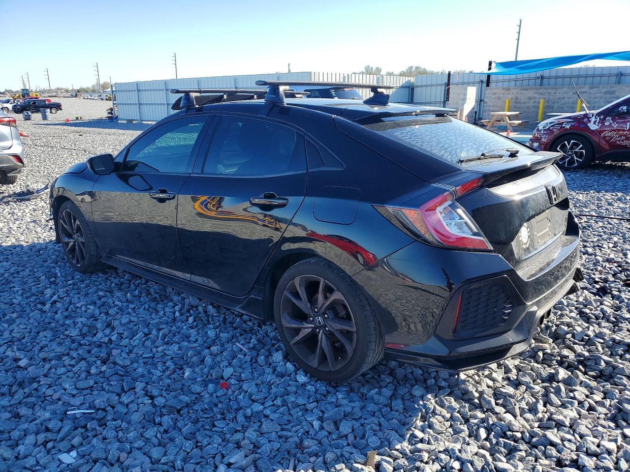2018 HONDA CIVIC