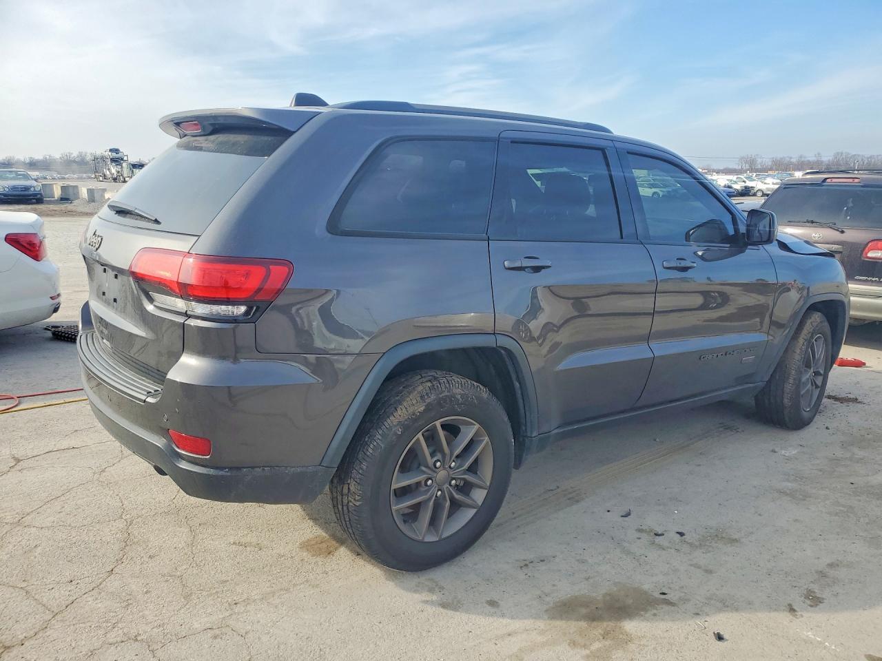 2016 JEEP Grand Cherokee
