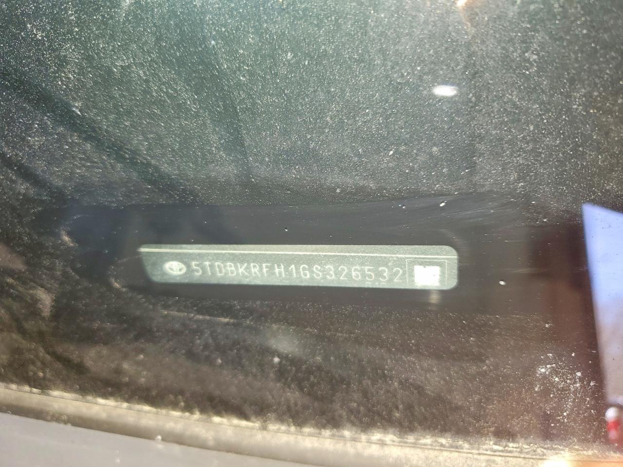 2016 TOYOTA HIGHLANDER