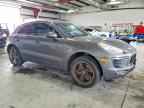 2016 PORSCHE Macan