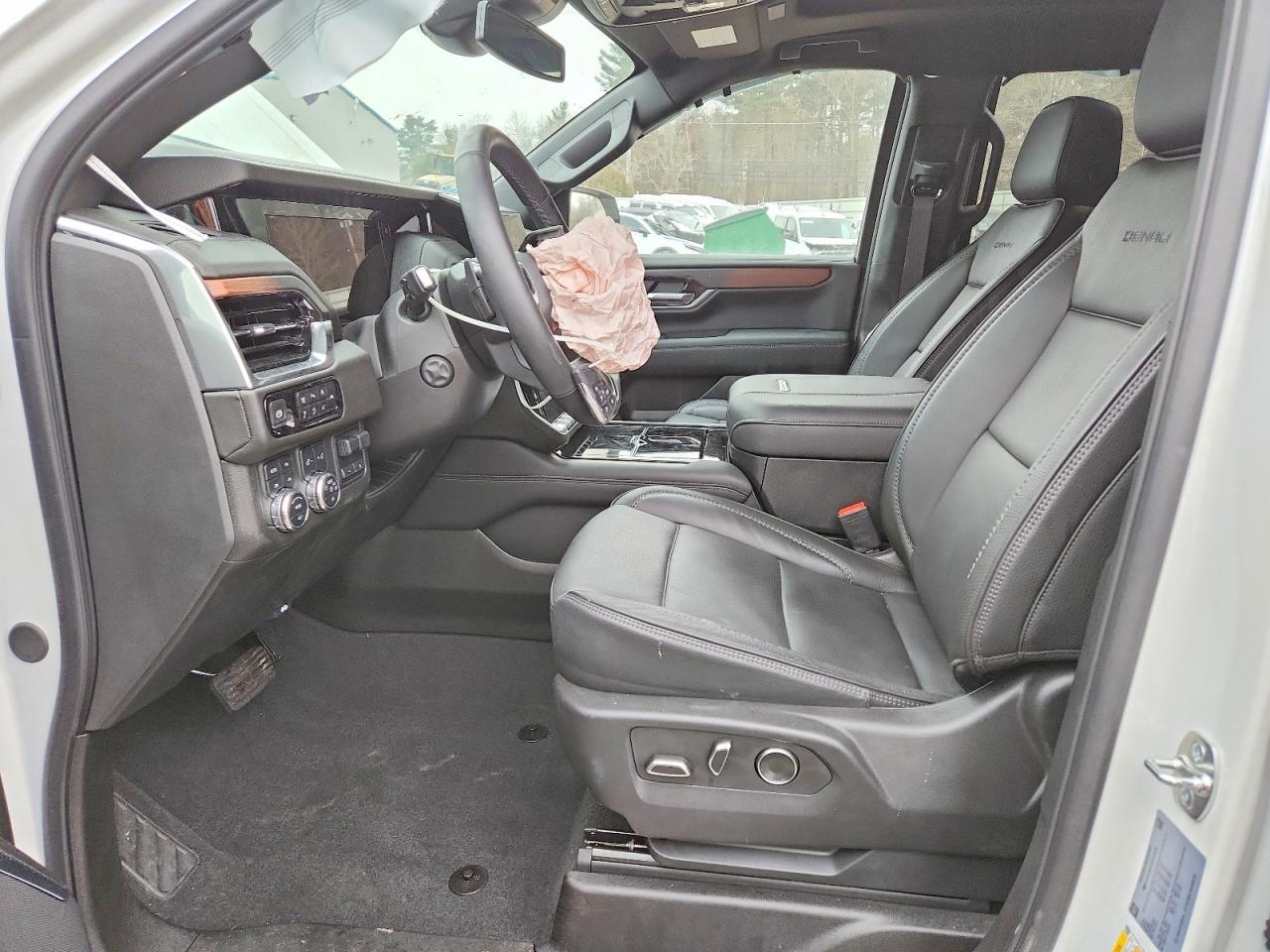 2025 GMC Yukon
