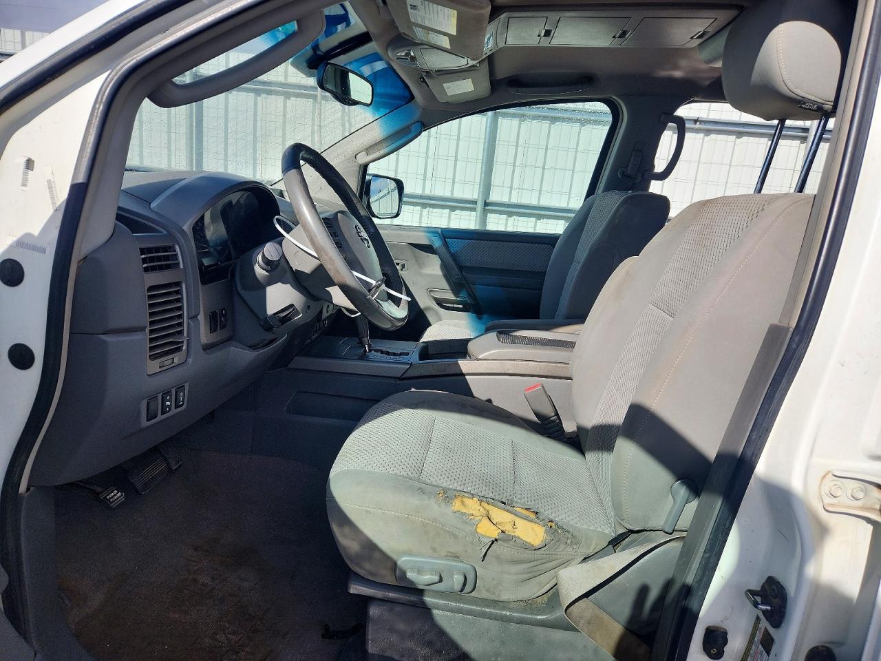 2005 NISSAN Armada