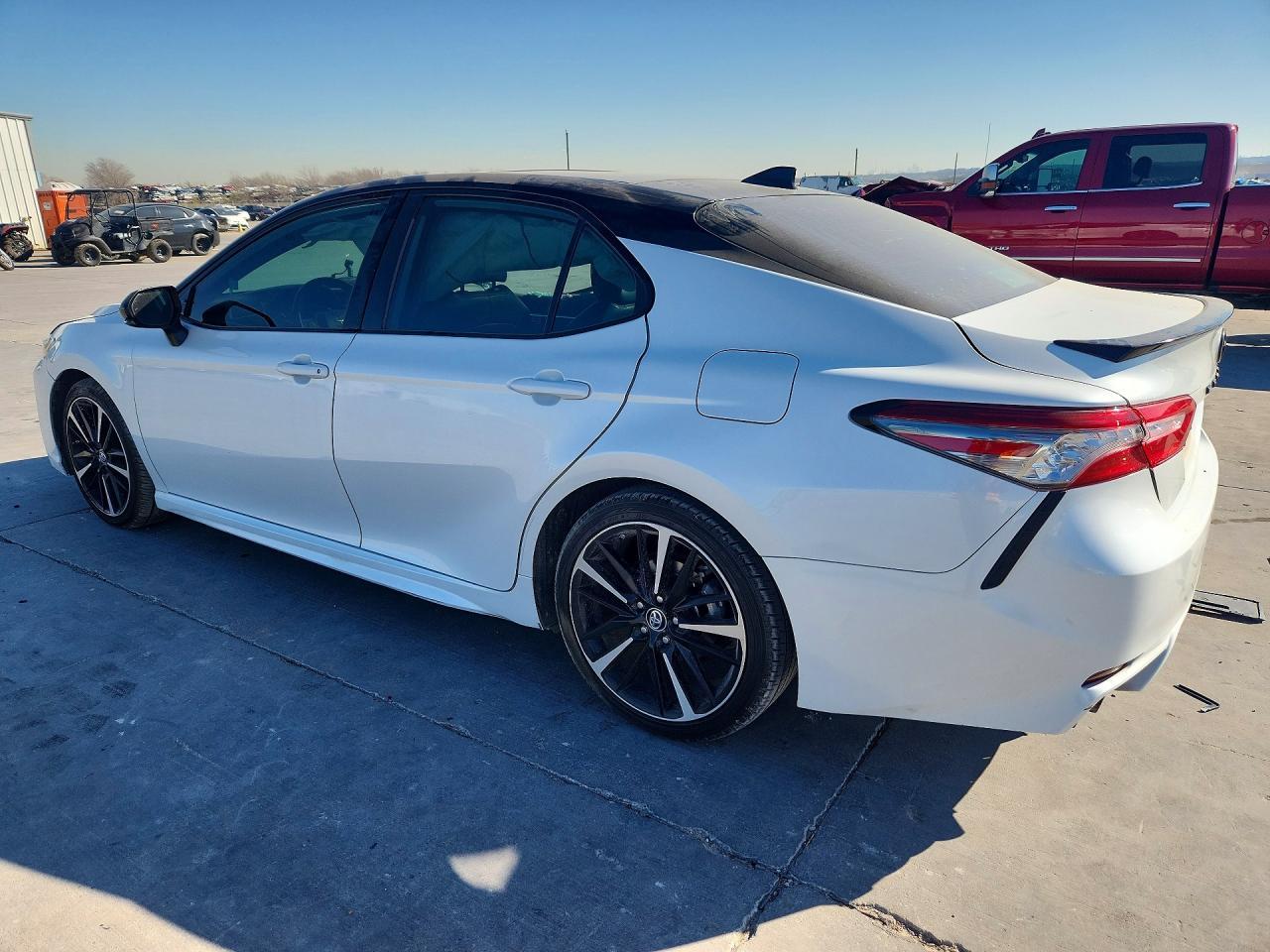 2019 TOYOTA CAMRY