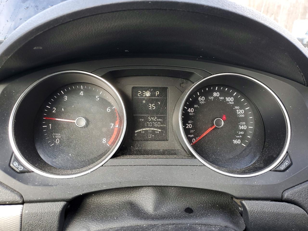 2017 VOLKSWAGEN JETTA
