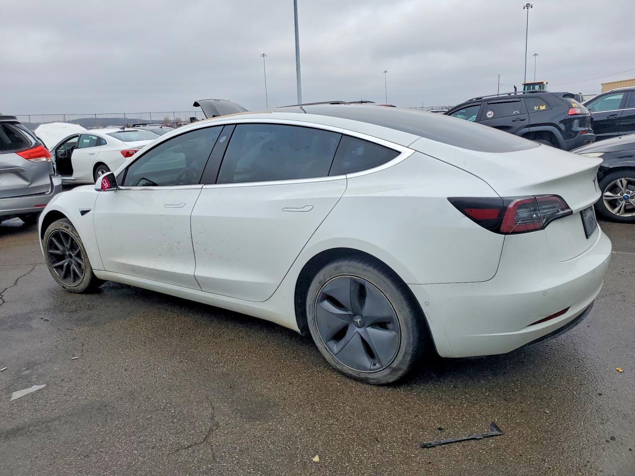 2019 TESLA MODEL 3