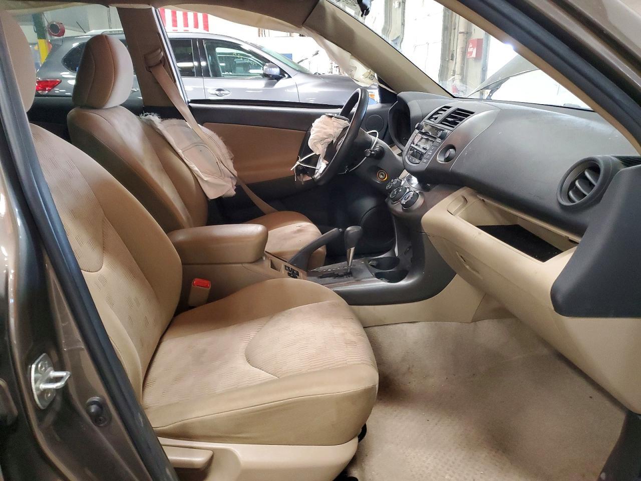 2011 TOYOTA RAV4