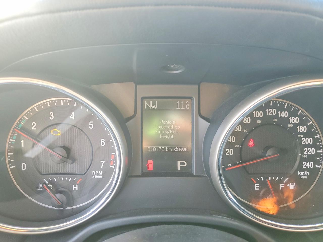 2011 JEEP Grand Cherokee