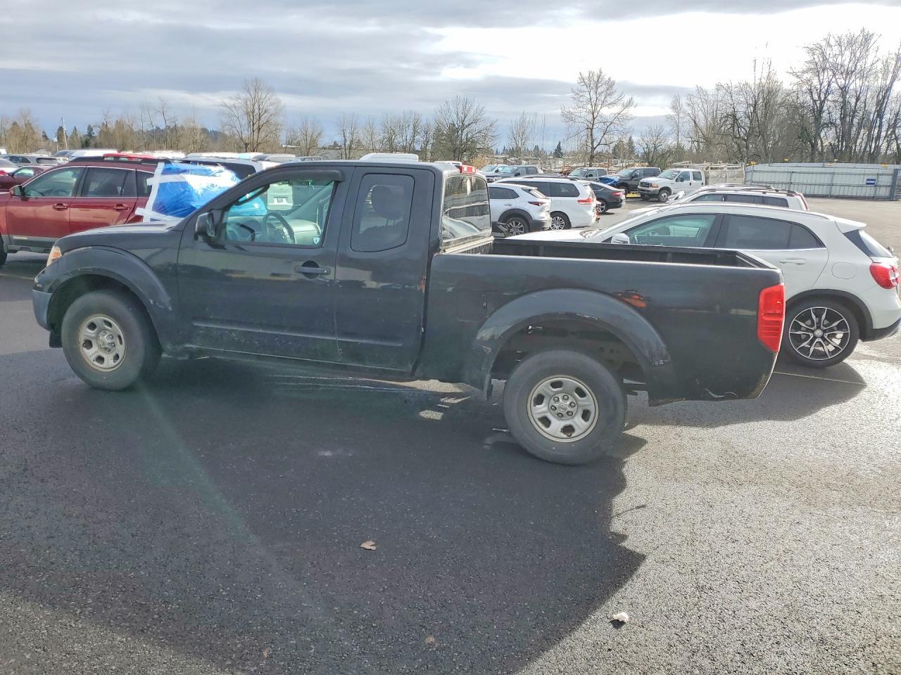 2011 NISSAN Frontier