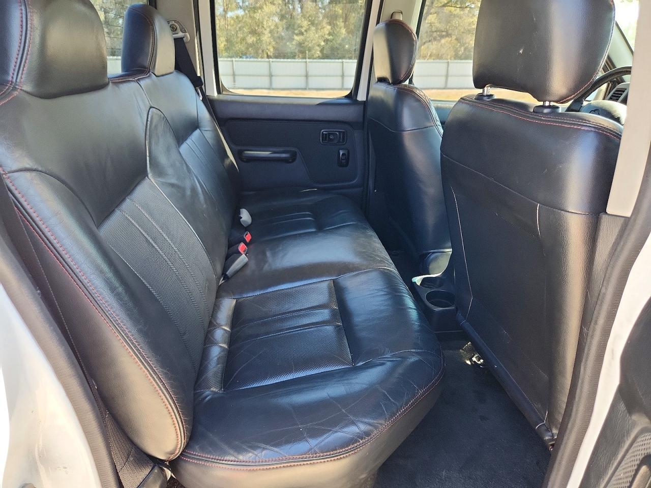 2001 NISSAN Frontier