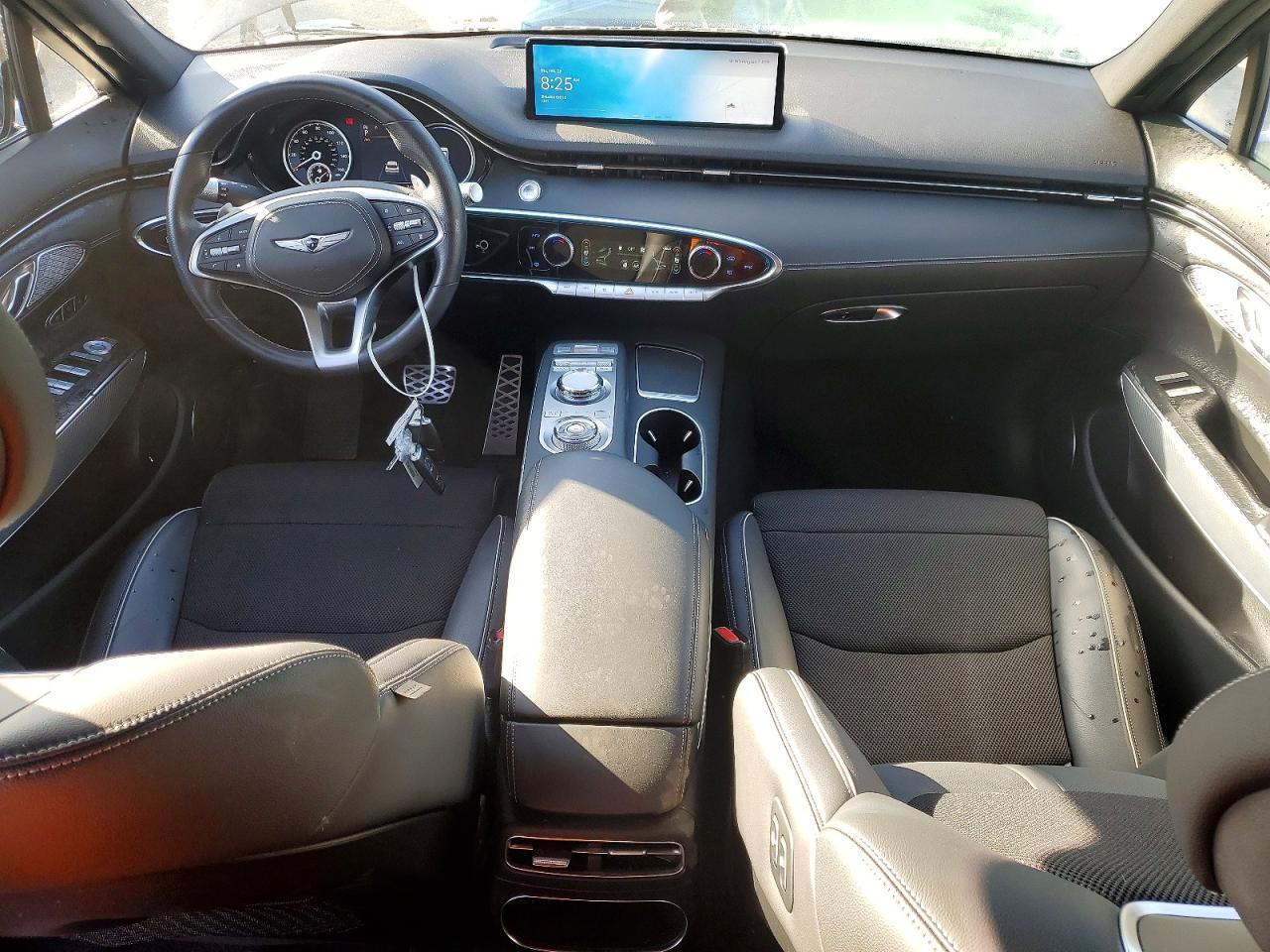 2024 GENESIS GV70