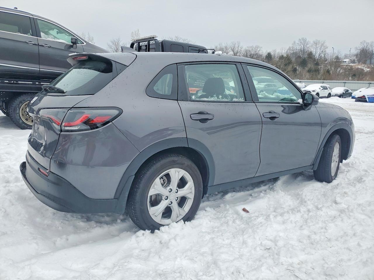 2025 HONDA HR-V