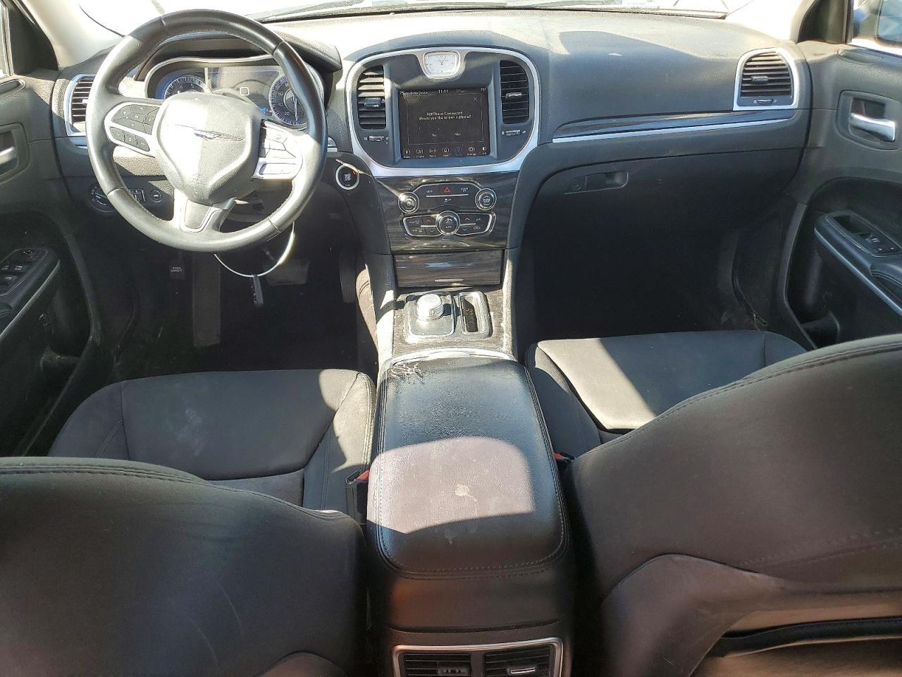 2018 CHRYSLER 300