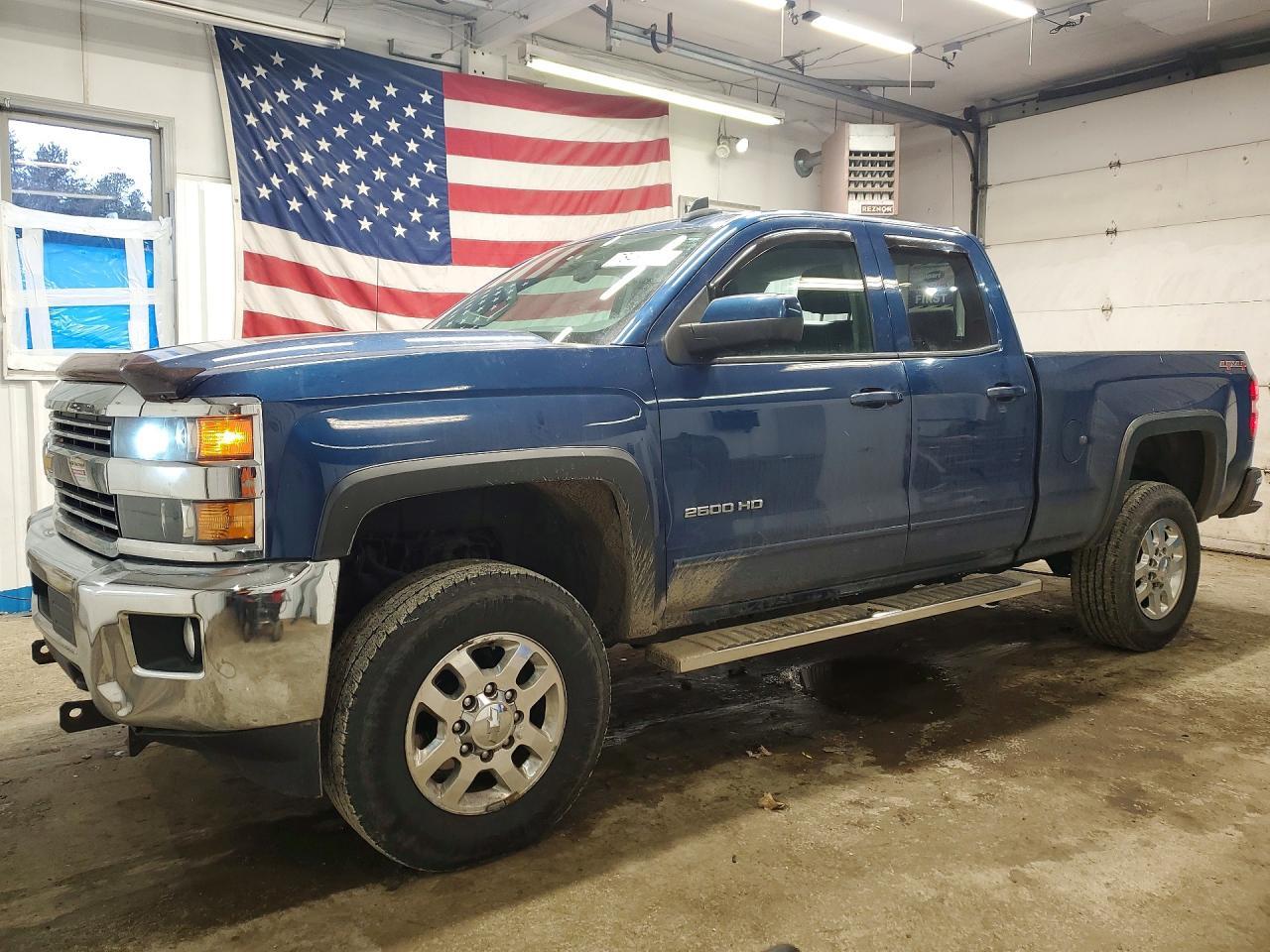 2015 CHEVROLET Silverado 2500