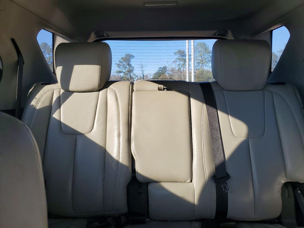 2011 CHEVROLET EQUINOX