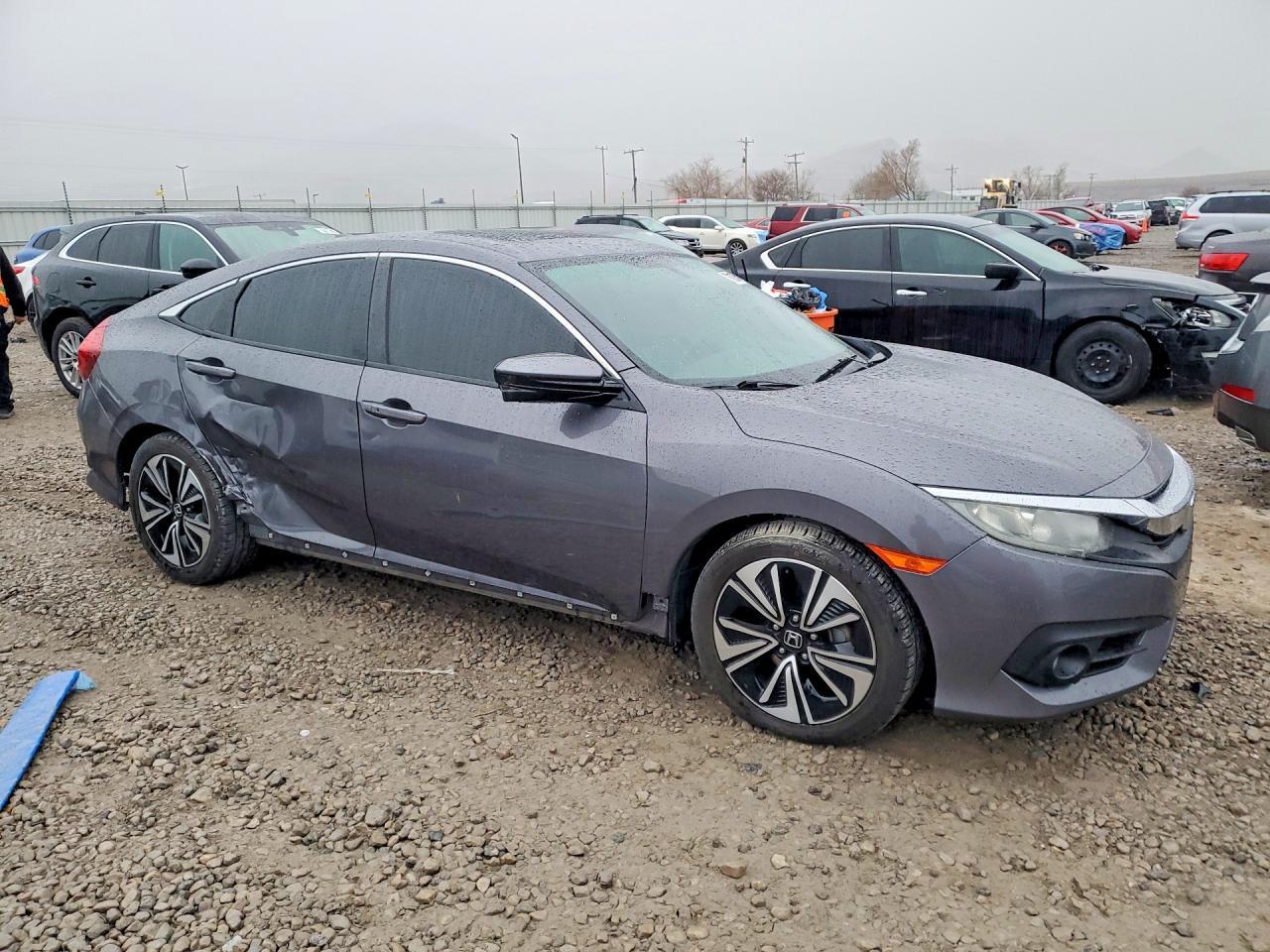 2016 HONDA CIVIC