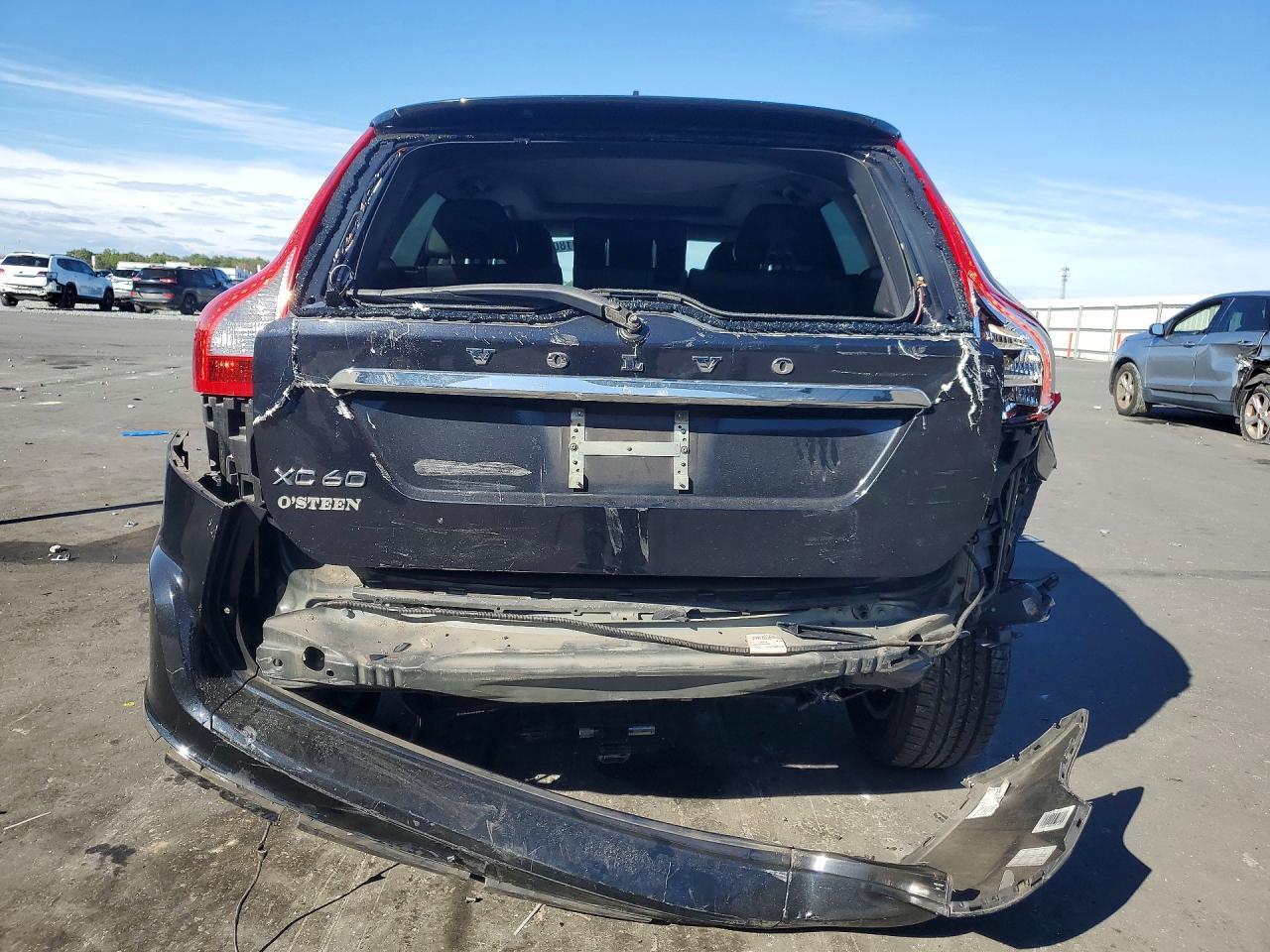 2014 VOLVO XC60
