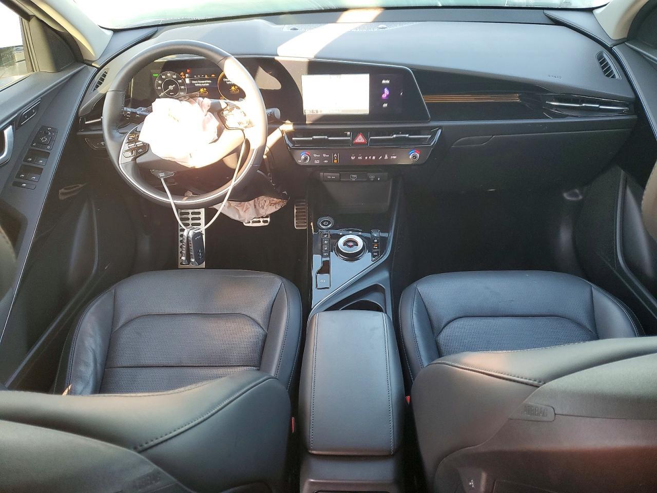 2023 KIA Niro