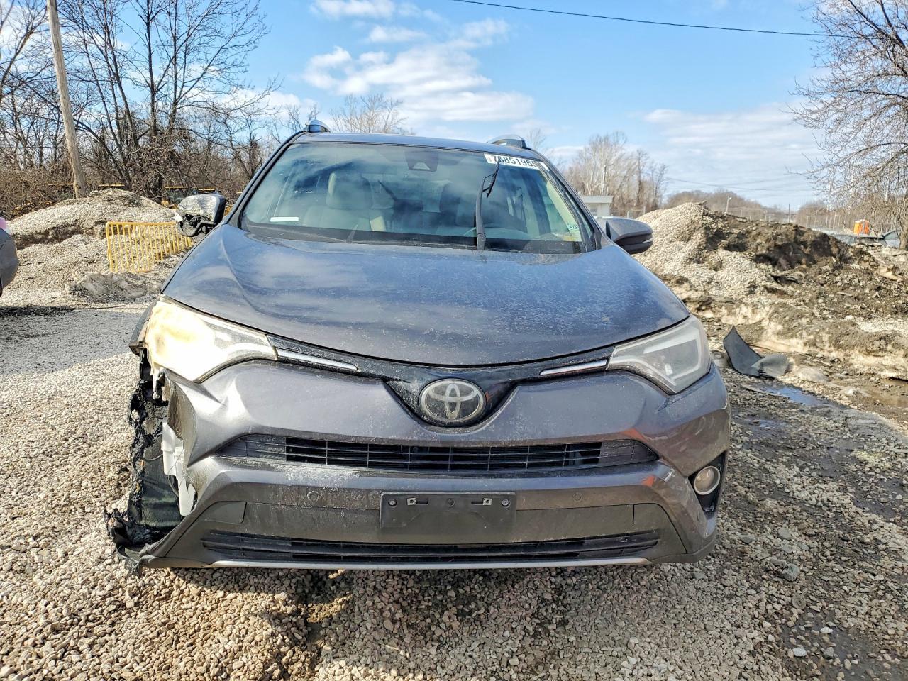 2017 TOYOTA RAV4