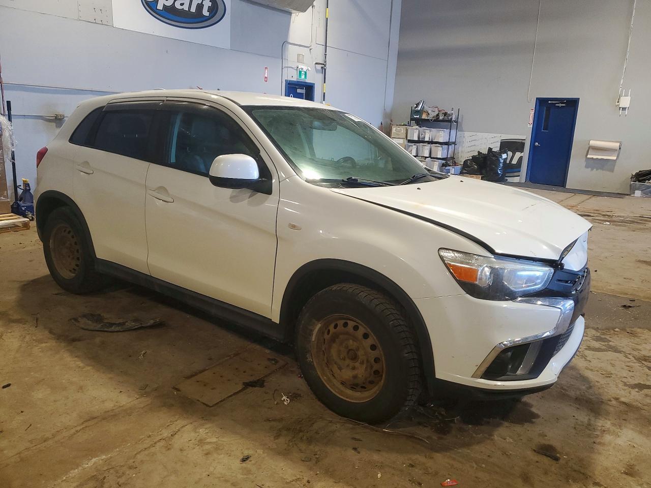 2018 MITSUBISHI RVR