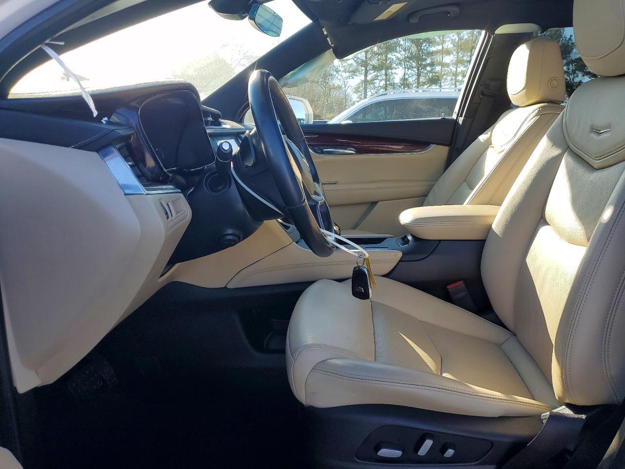 2019 CADILLAC XT5