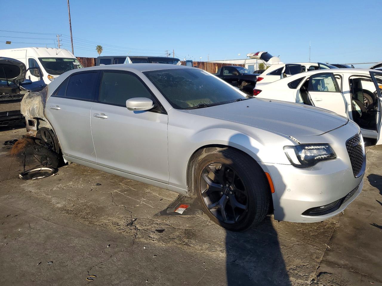 2021 CHRYSLER 300