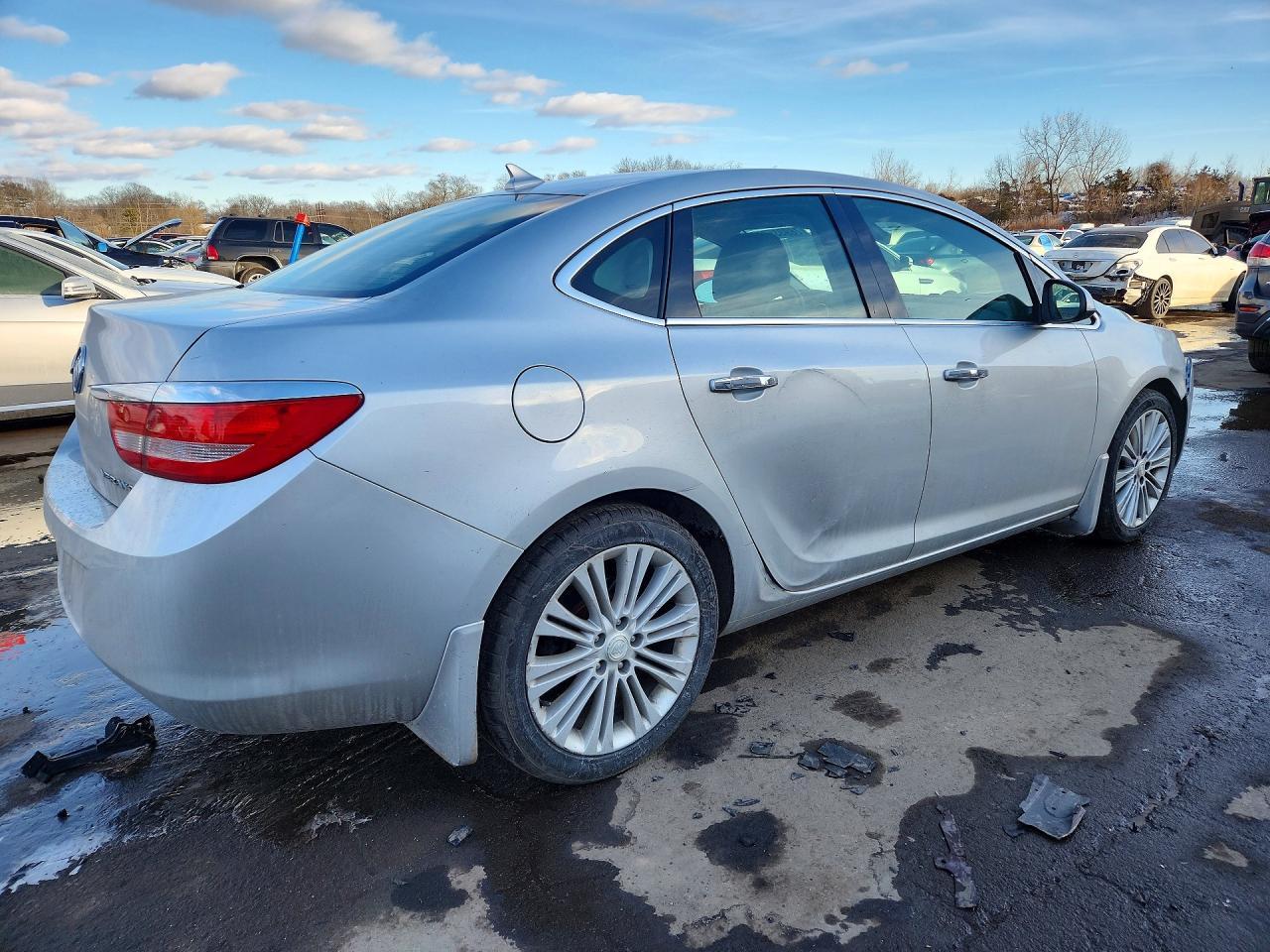 2014 BUICK VERANO