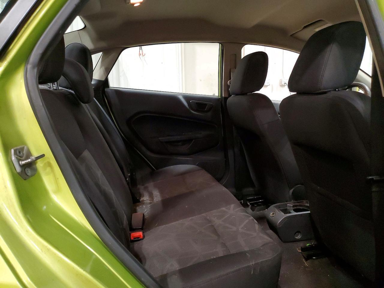 2011 FORD Fiesta