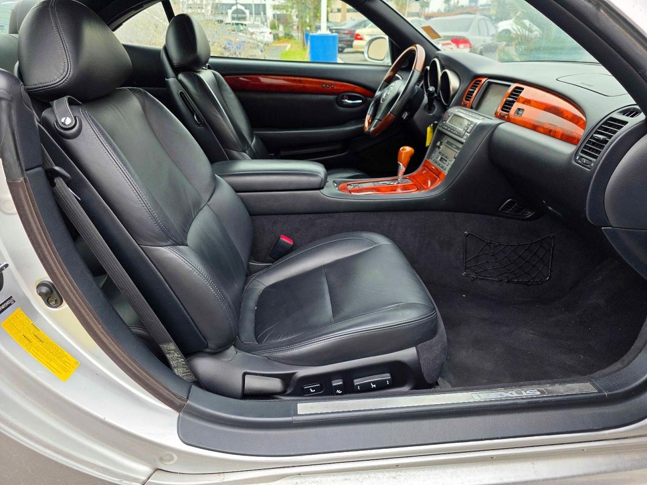 2006 LEXUS SC 430