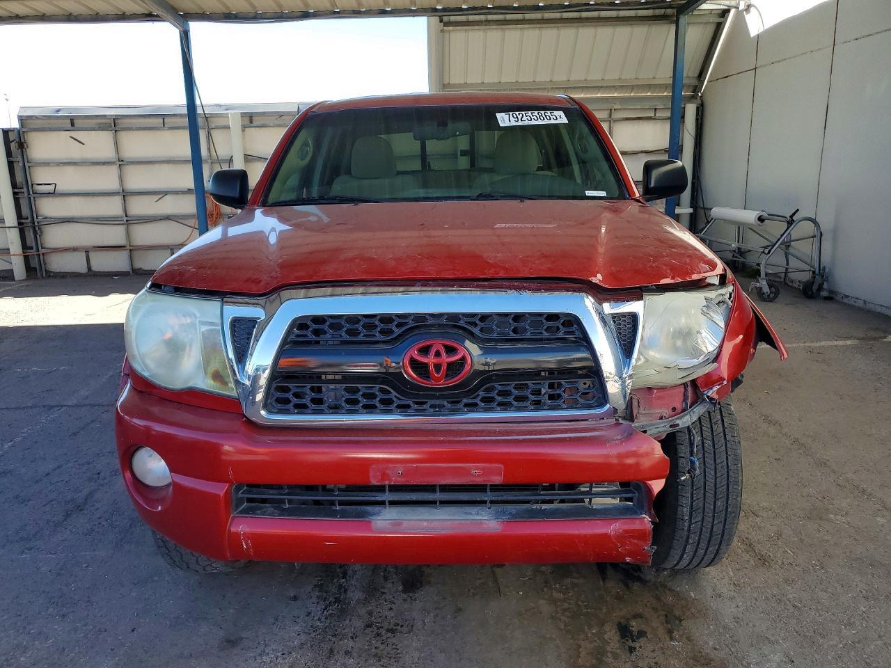2011 TOYOTA TACOMA