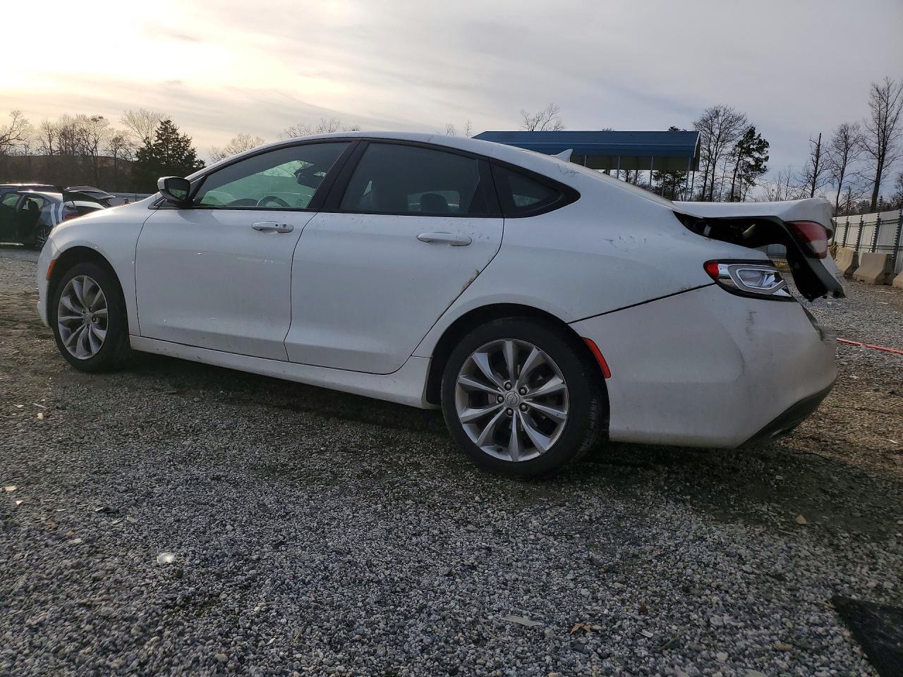 2015 CHRYSLER 200