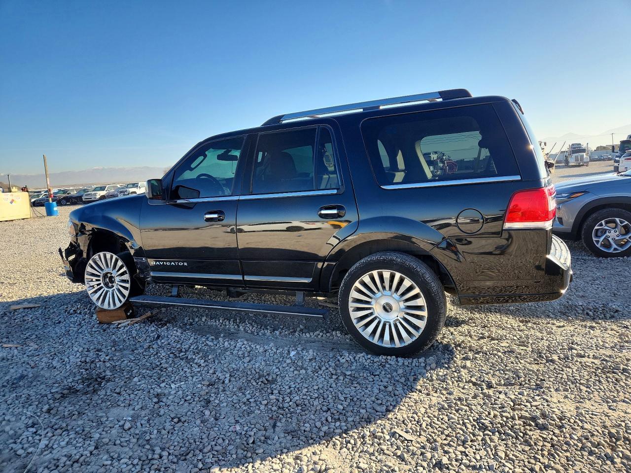 2015 LINCOLN Navigator