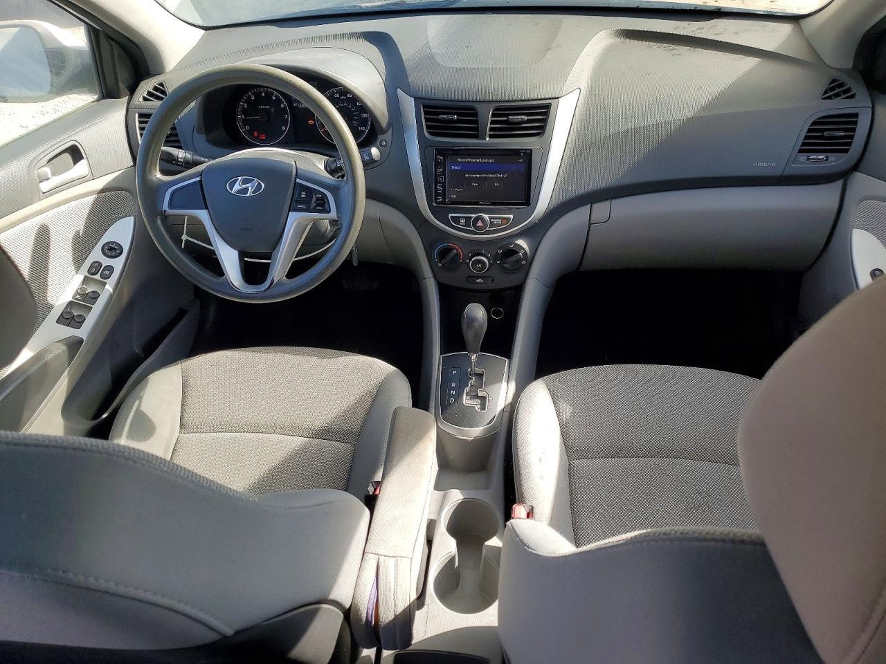 2012 HYUNDAI ACCENT