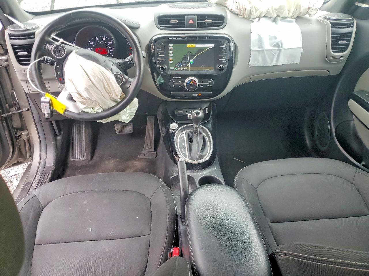 2017 KIA SOUL