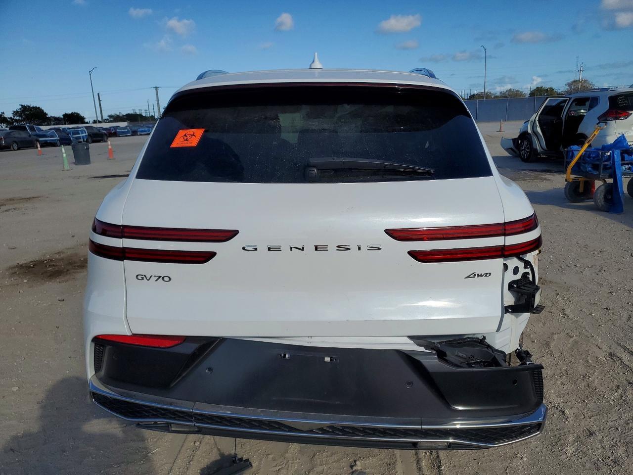 2026 GENESIS GV70