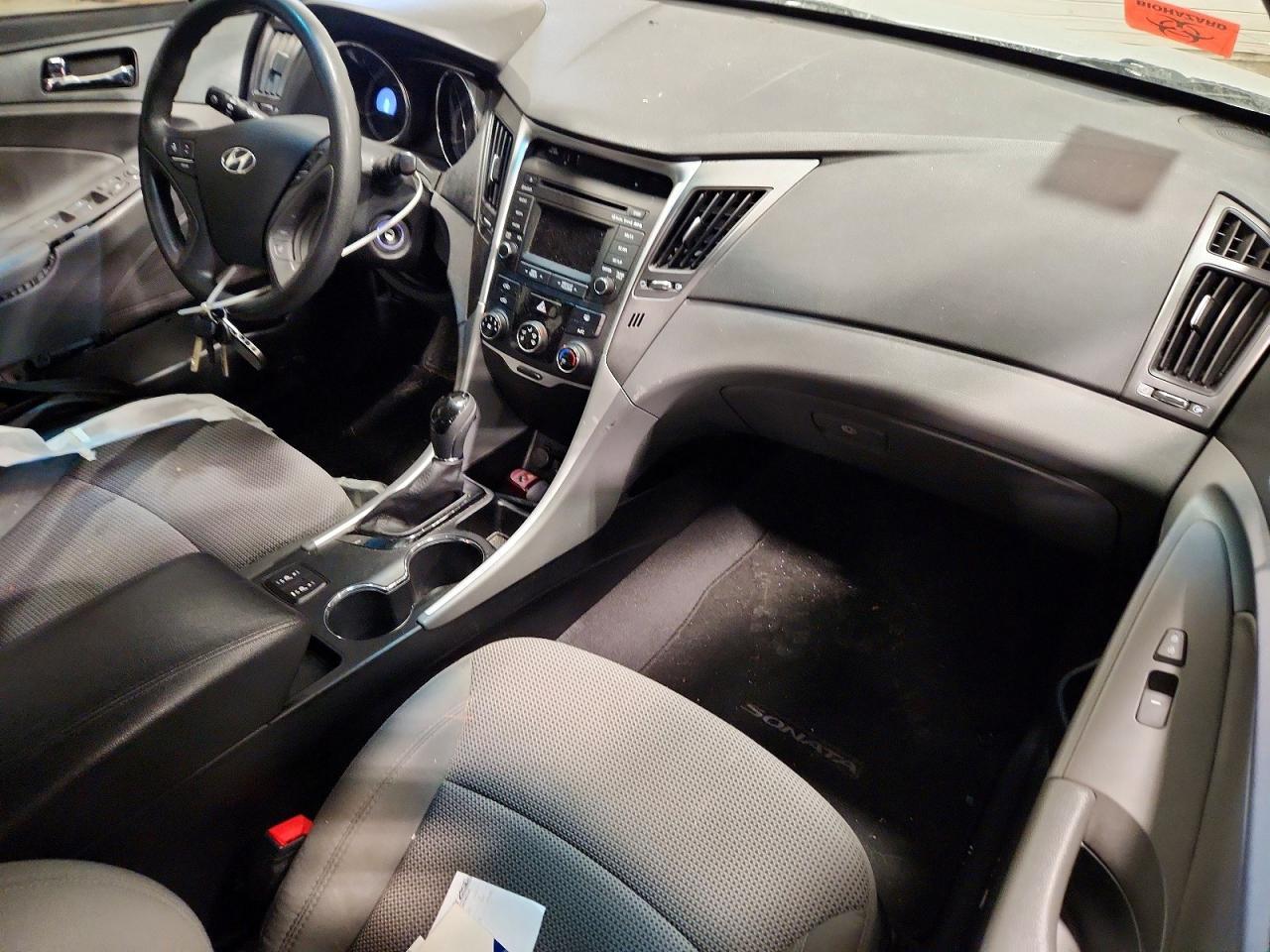 2014 HYUNDAI SONATA