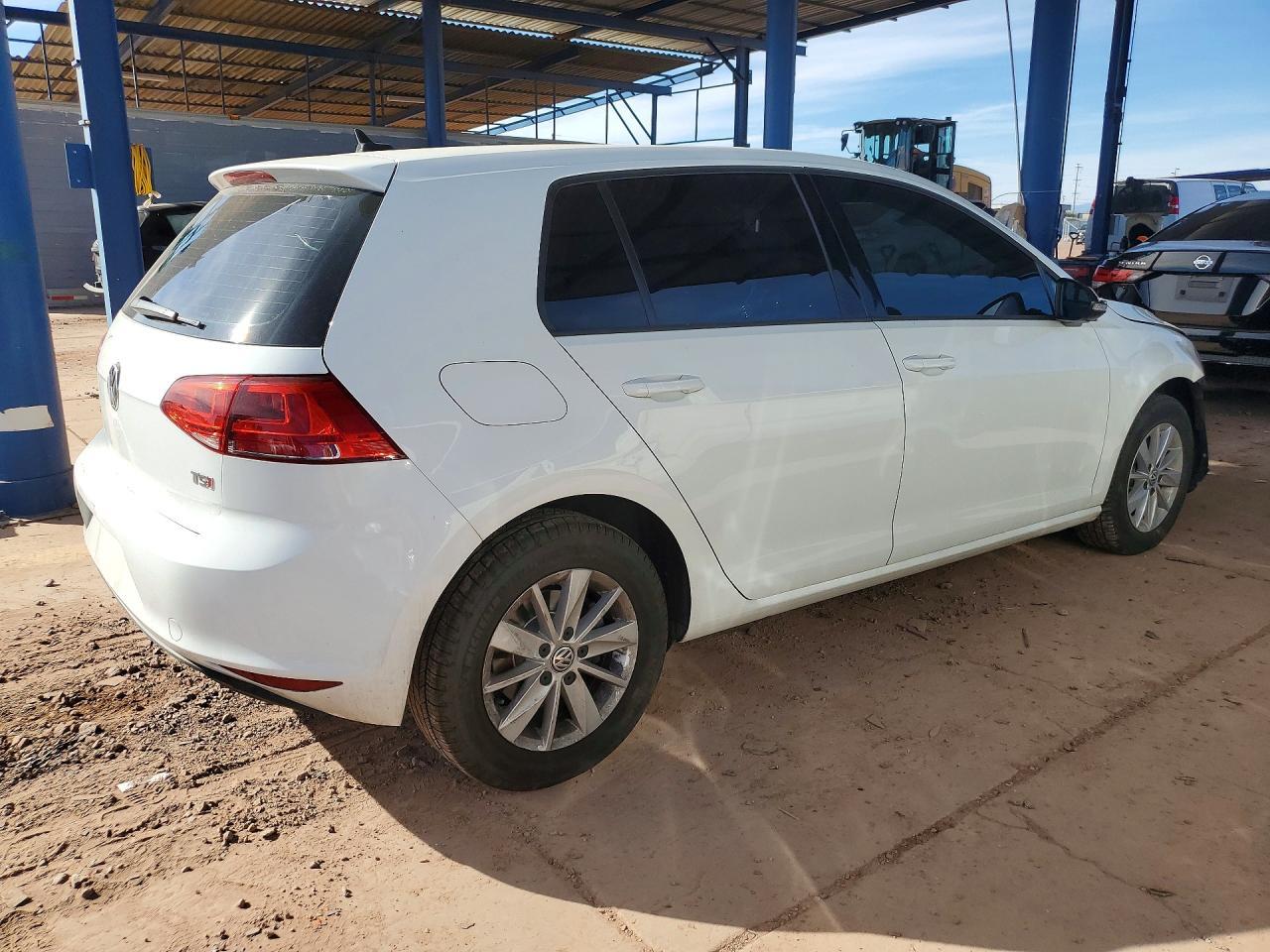 2016 VOLKSWAGEN GOLF
