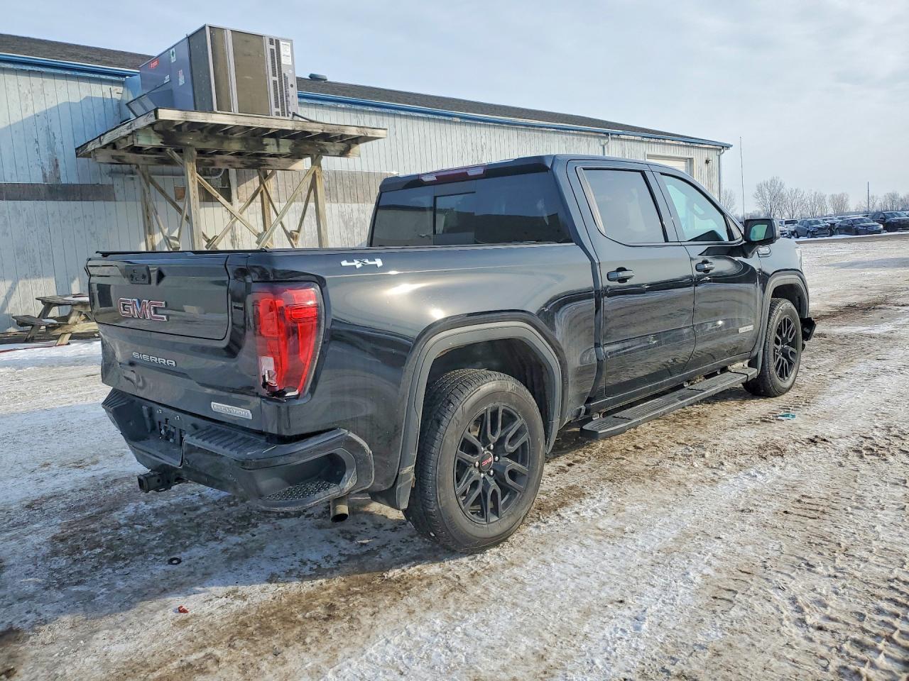 2025 GMC Sierra