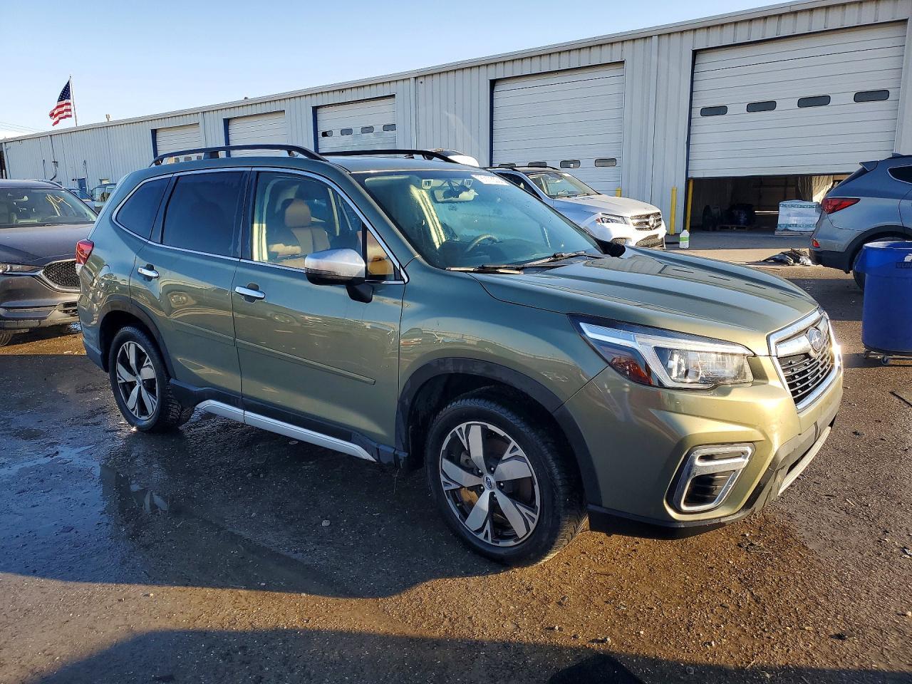 2019 SUBARU FORESTER