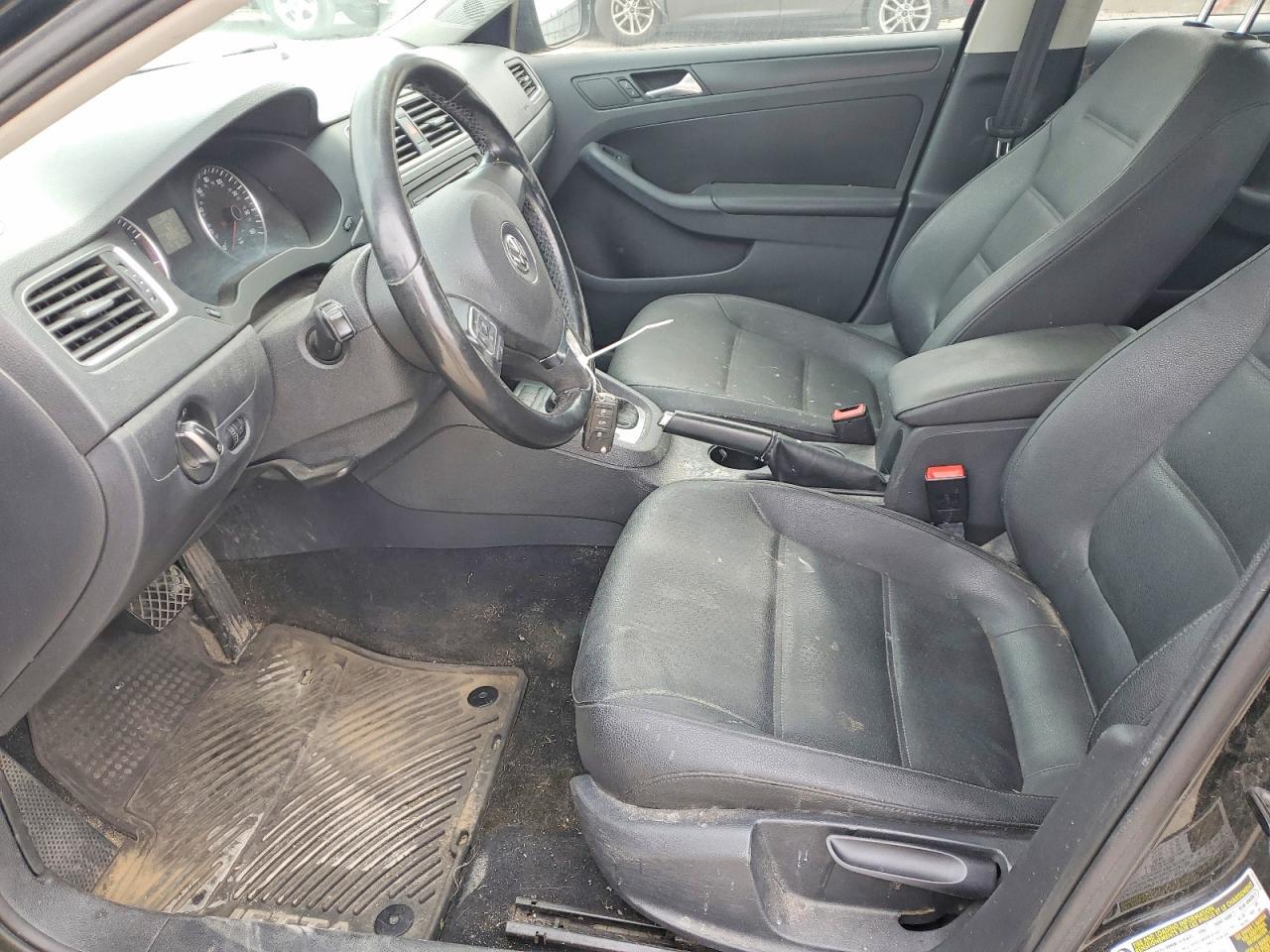 2012 VOLKSWAGEN JETTA