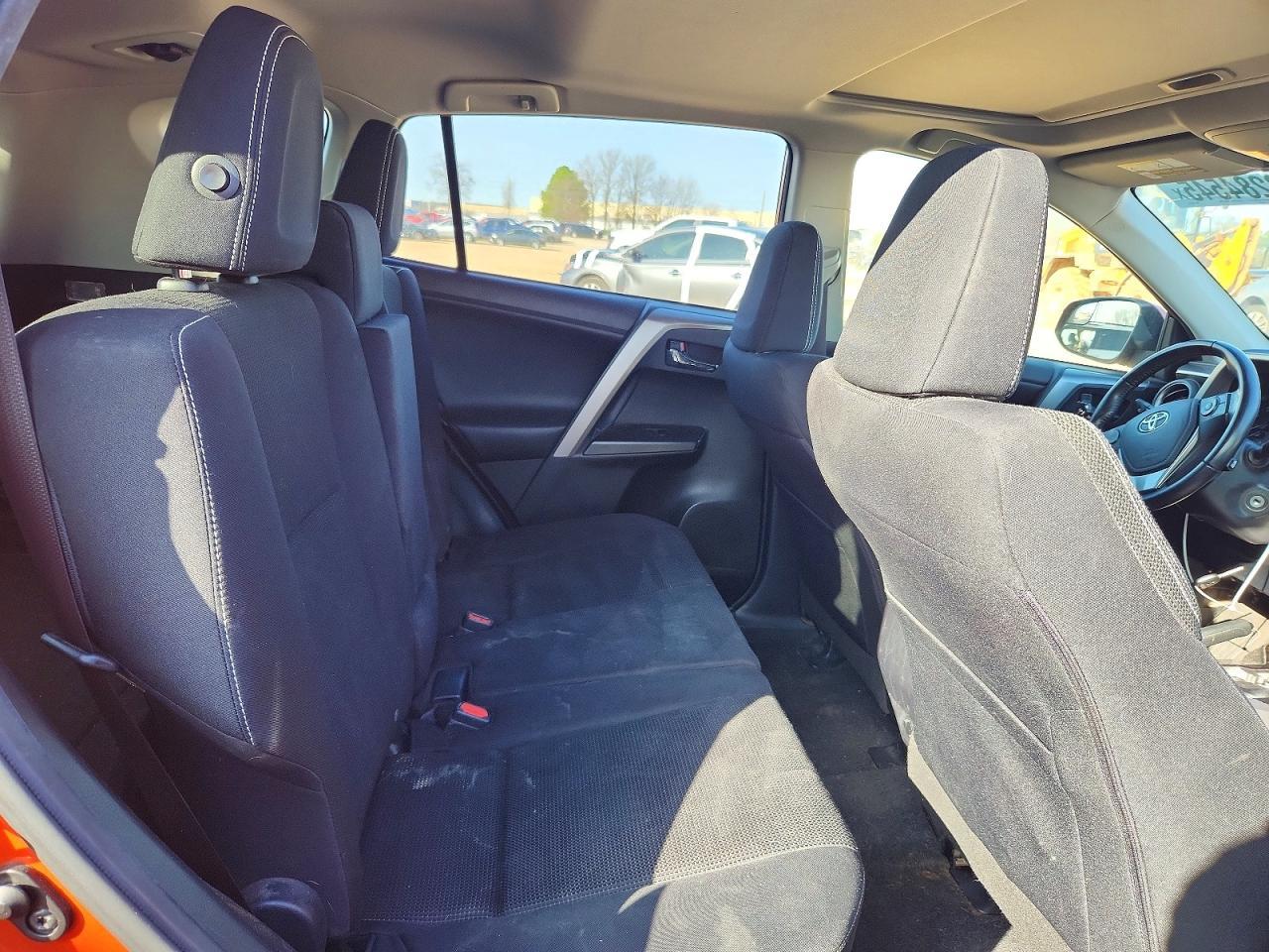 2016 TOYOTA RAV4