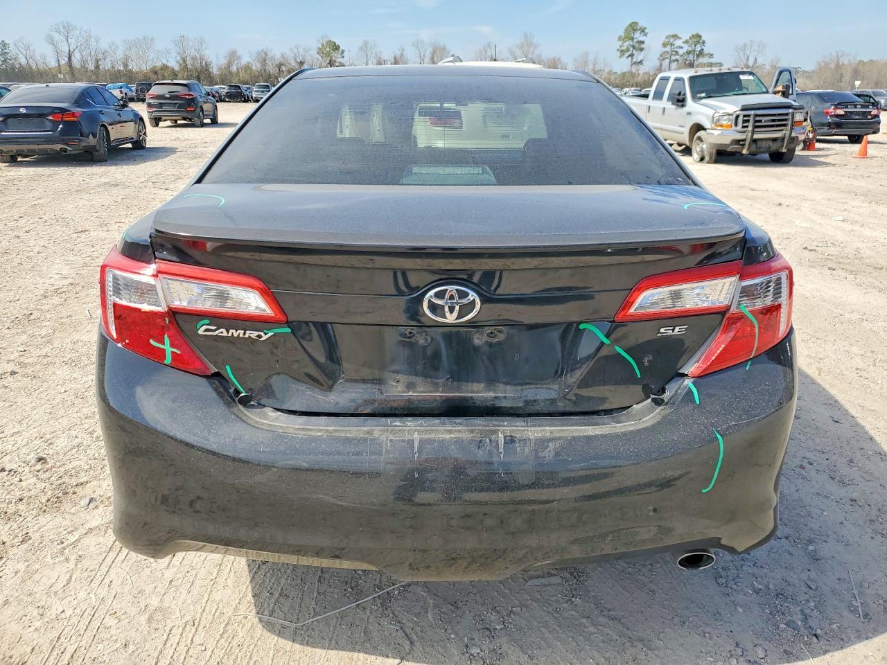 2012 TOYOTA CAMRY