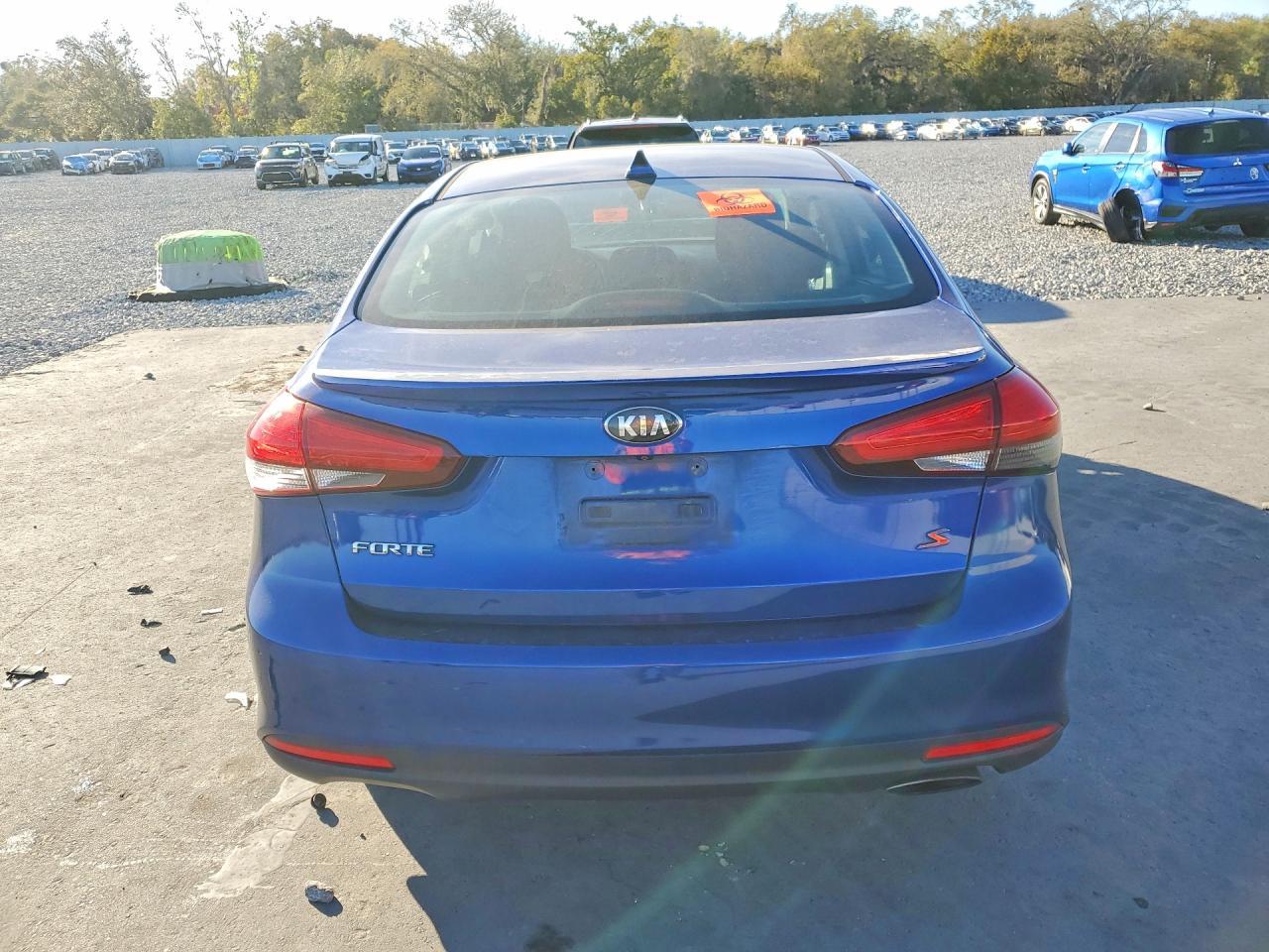 2017 KIA FORTE