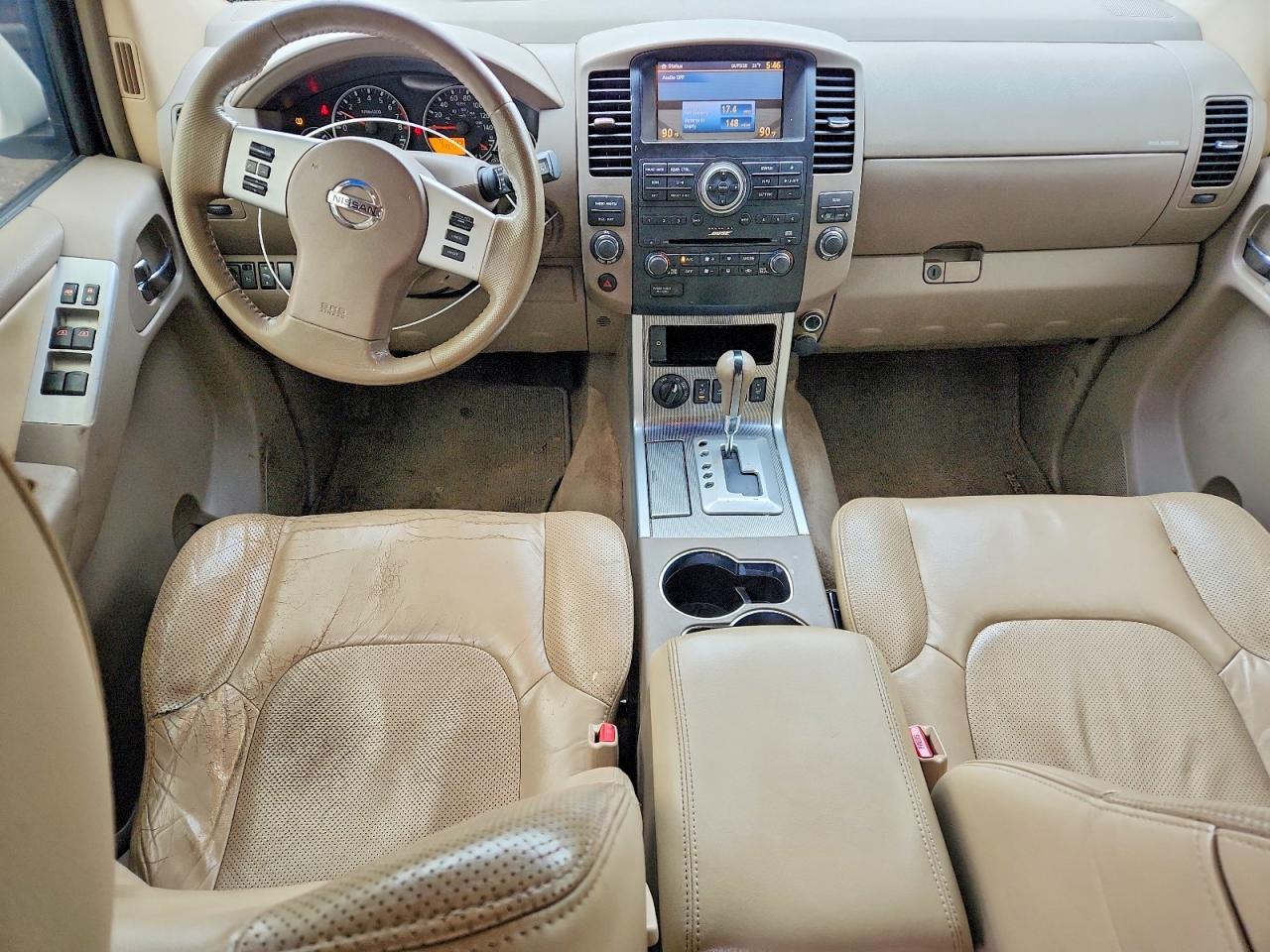 2011 NISSAN PATHFINDER