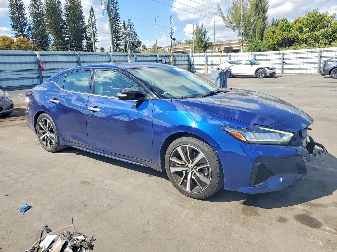 2021 NISSAN Maxima