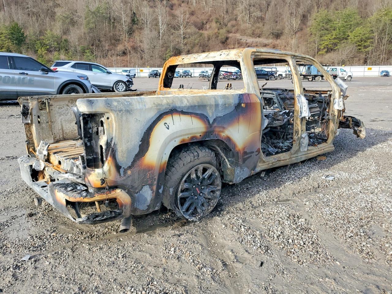 2023 GMC Sierra