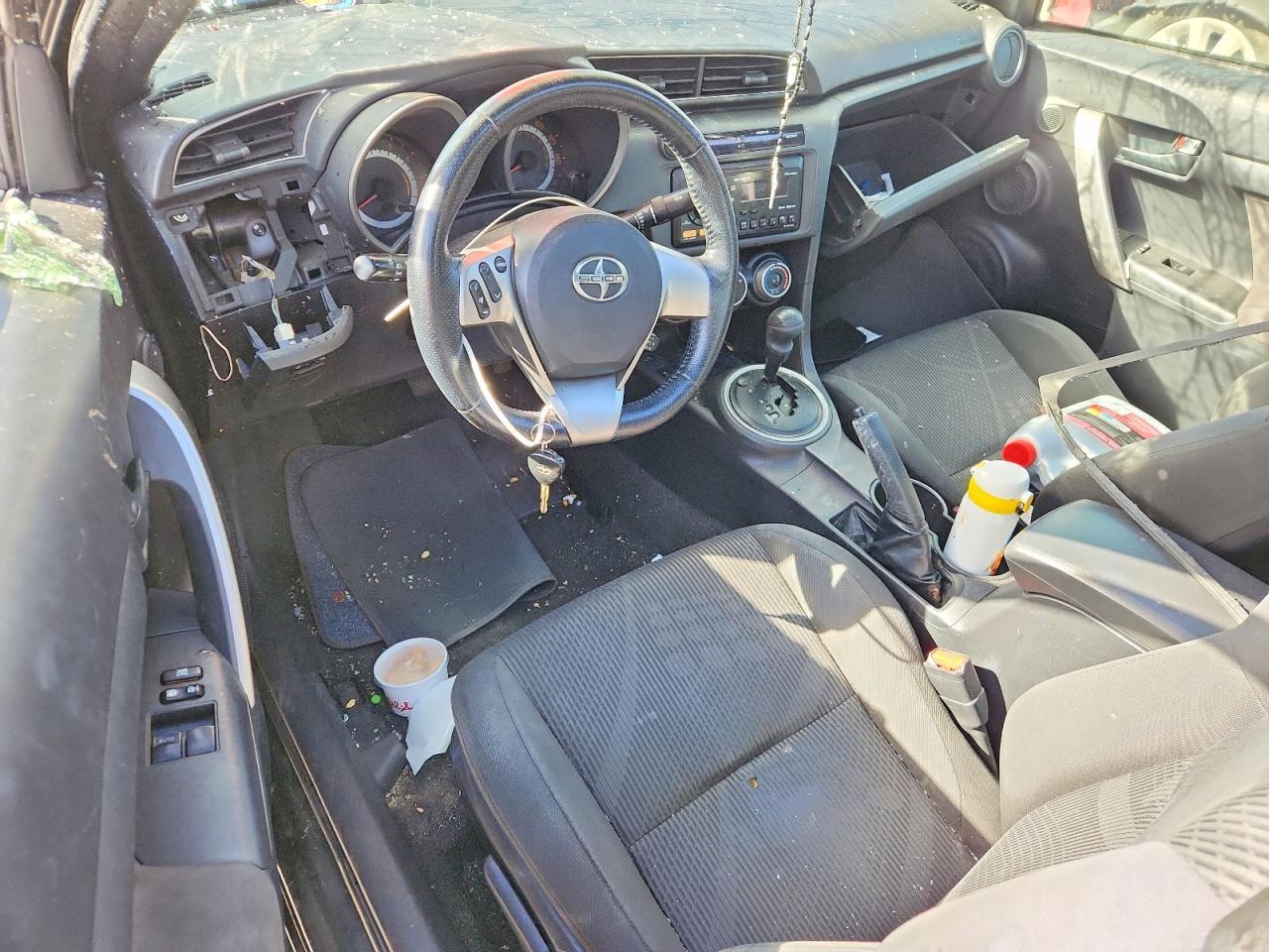 2013 TOYOTA SCION